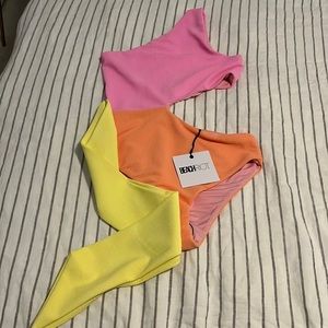 CARLIE ONE PIECE FRUITY COLORBLOCK Swimsuit NWT size small